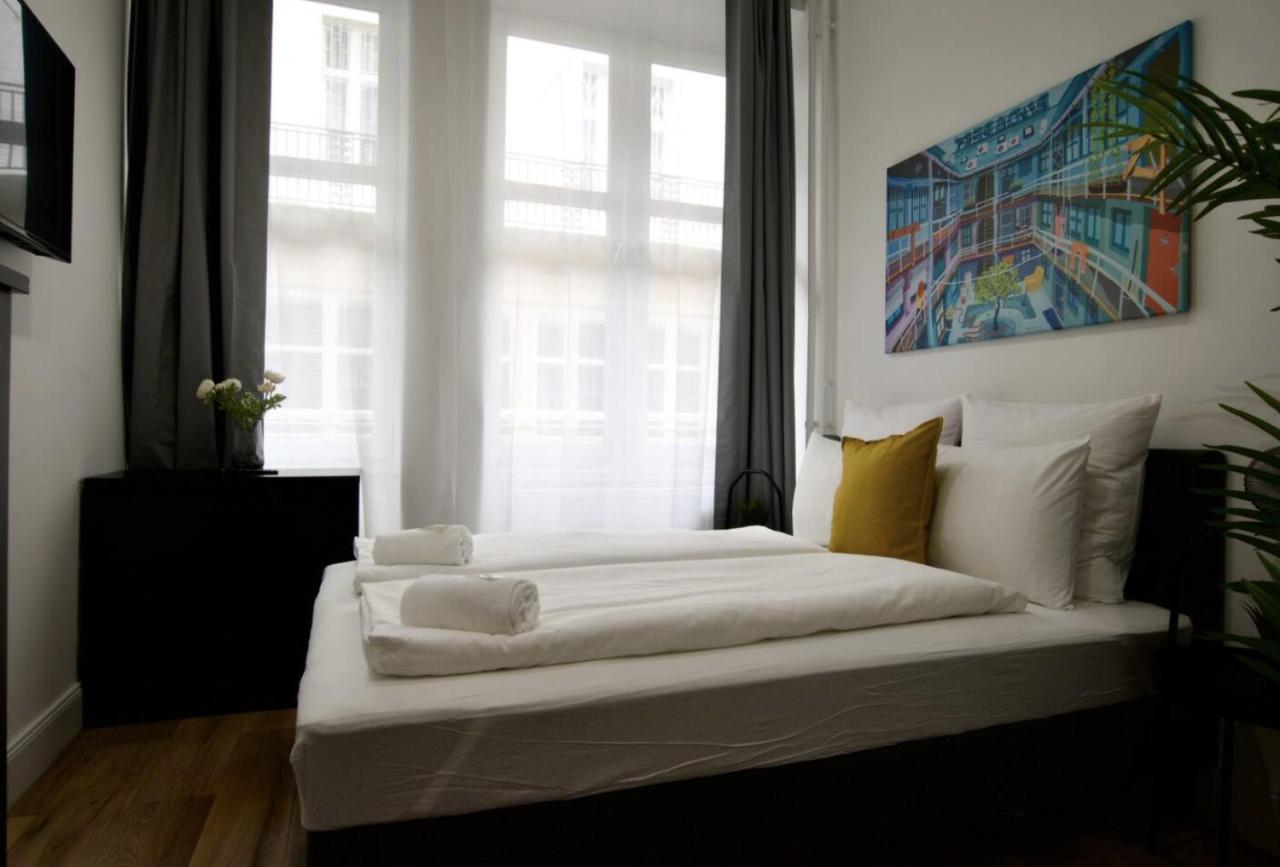 Studio Apartments By Hi5- Apartment In Downtown بودابست المظهر الخارجي الصورة