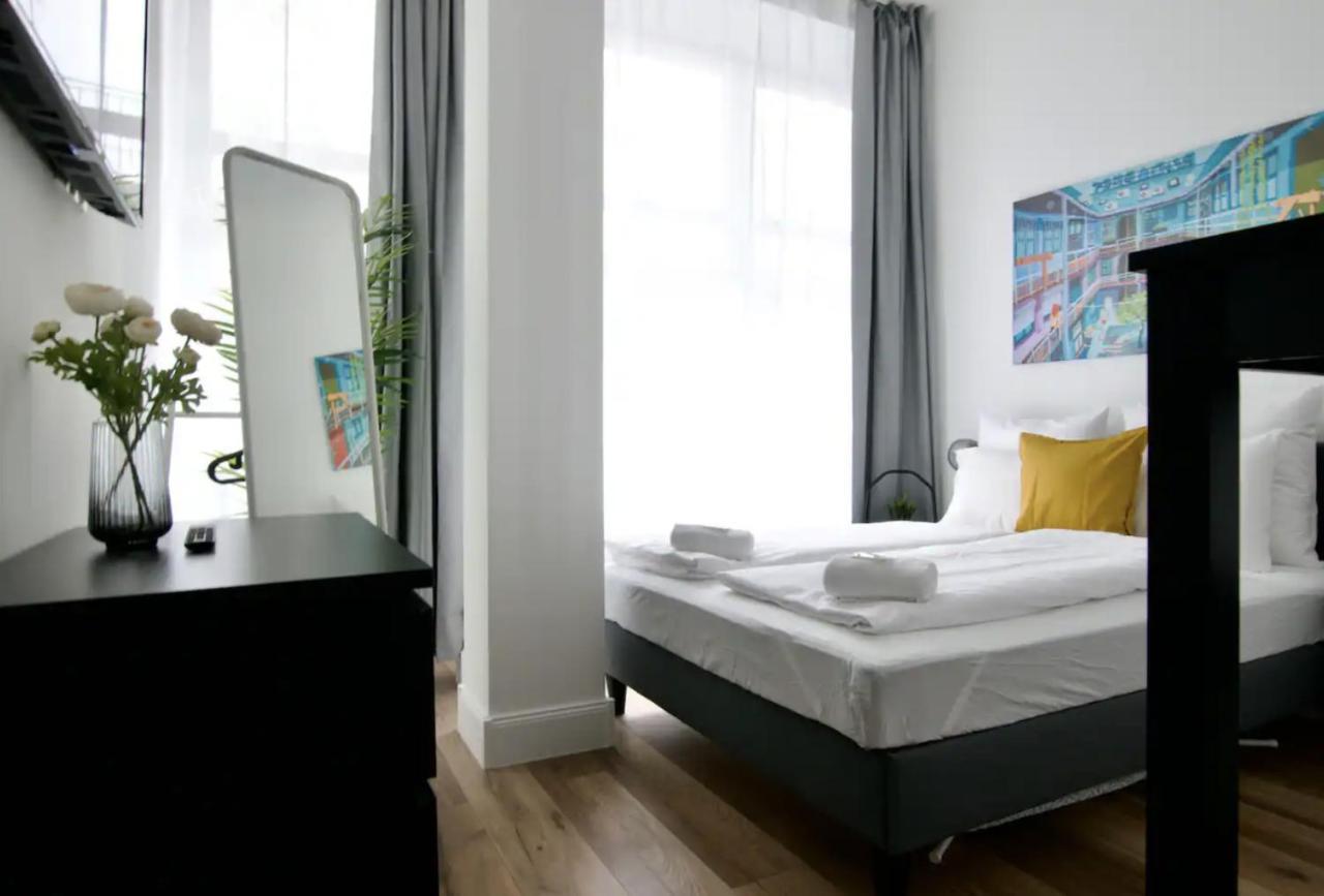 Studio Apartments By Hi5- Apartment In Downtown بودابست المظهر الخارجي الصورة