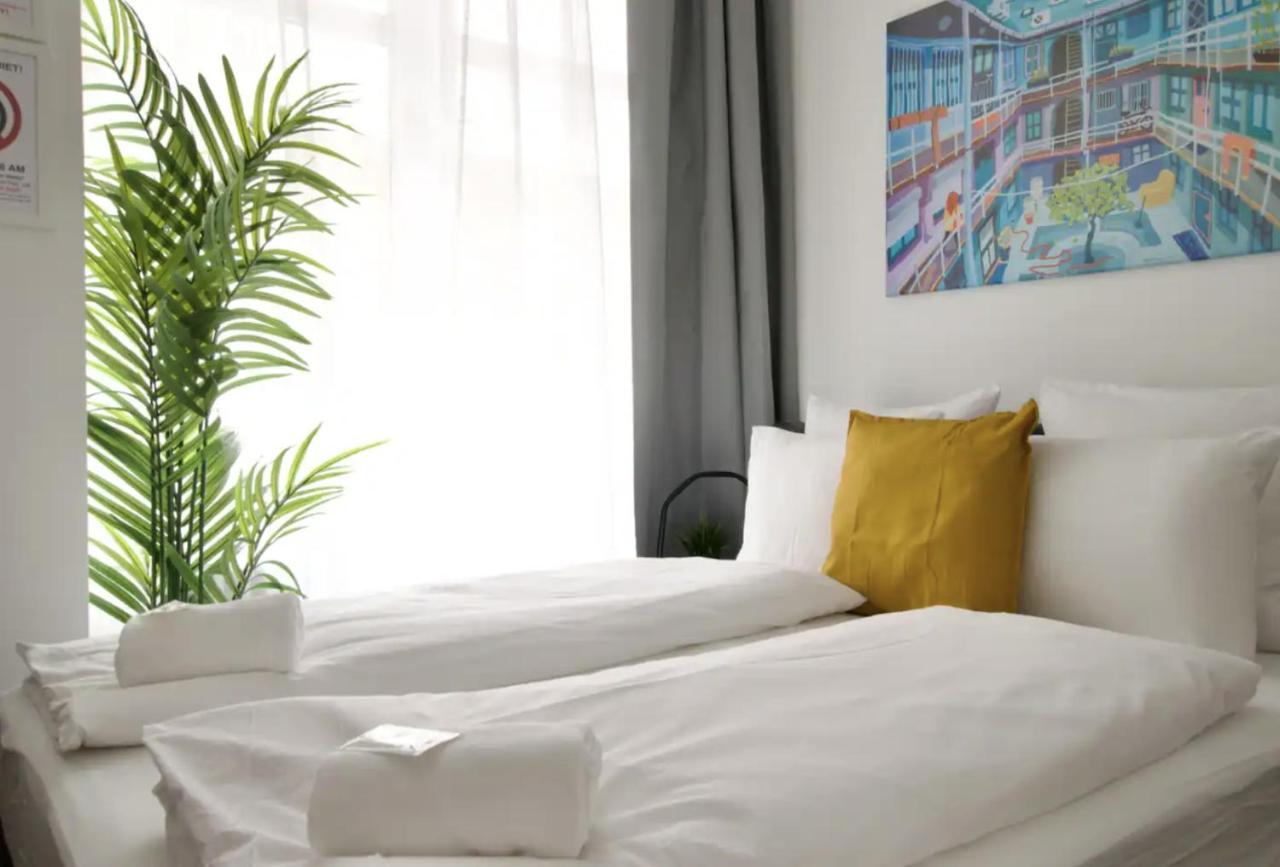 Studio Apartments By Hi5- Apartment In Downtown بودابست المظهر الخارجي الصورة