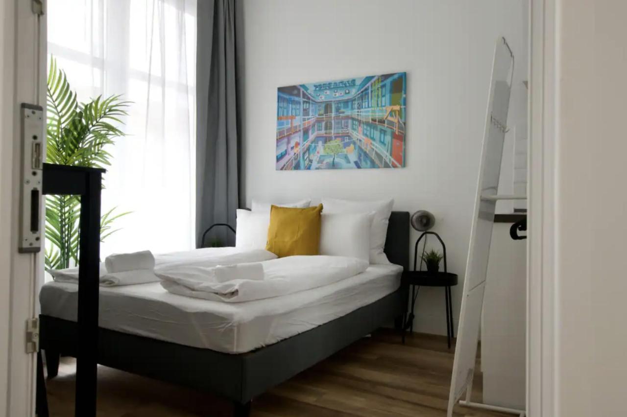 Studio Apartments By Hi5- Apartment In Downtown بودابست المظهر الخارجي الصورة